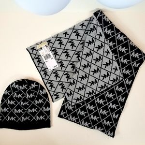 Michael Kors Black/Grey Scarf & Beanie Set NWT